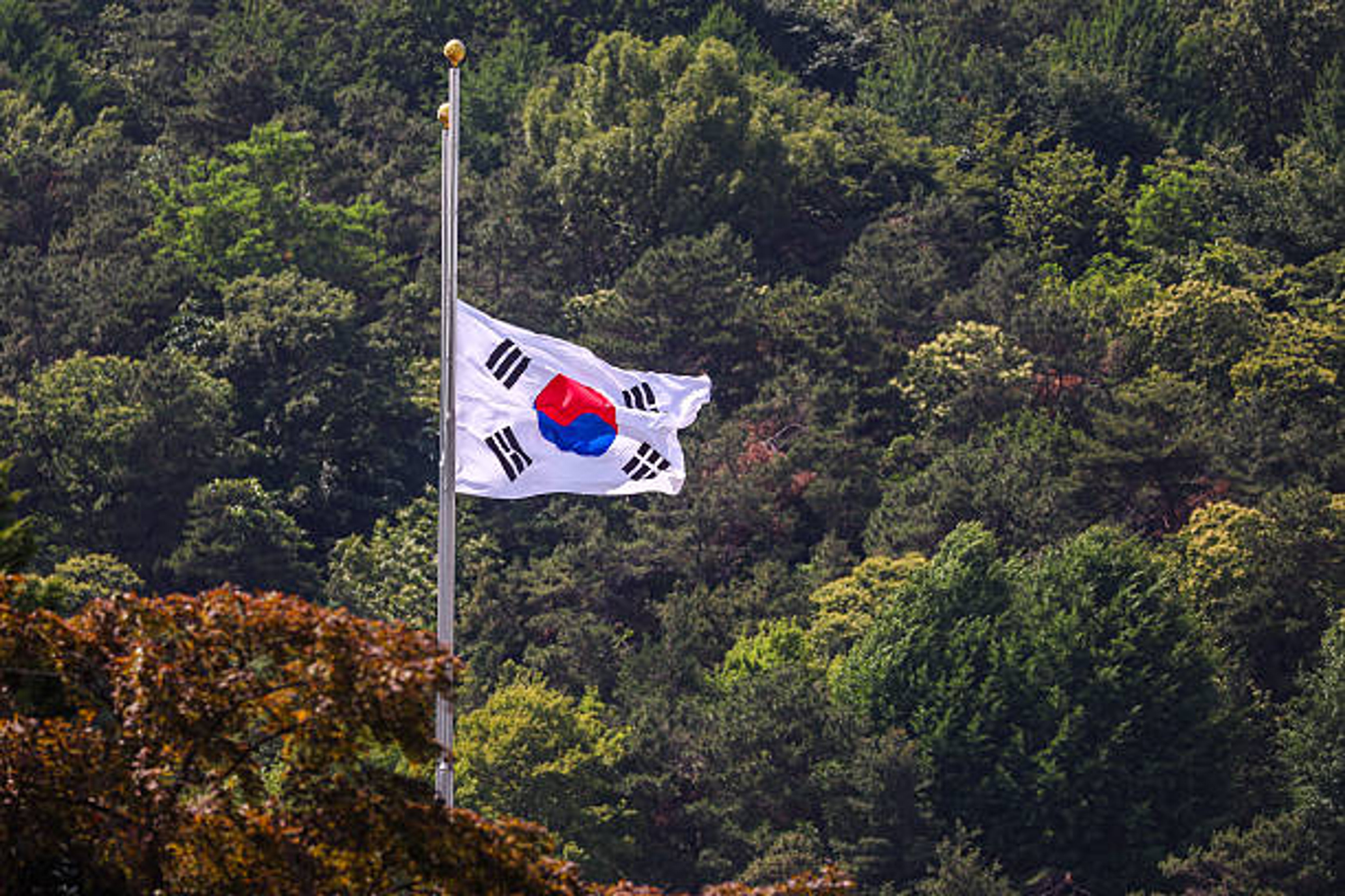 South Korea Elevates Cyber Threat Level After Datacentre Fire Disrupts 647 Government Systems